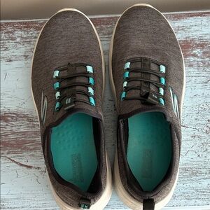 Women’s Grey and Teal Sketchers Sneakers